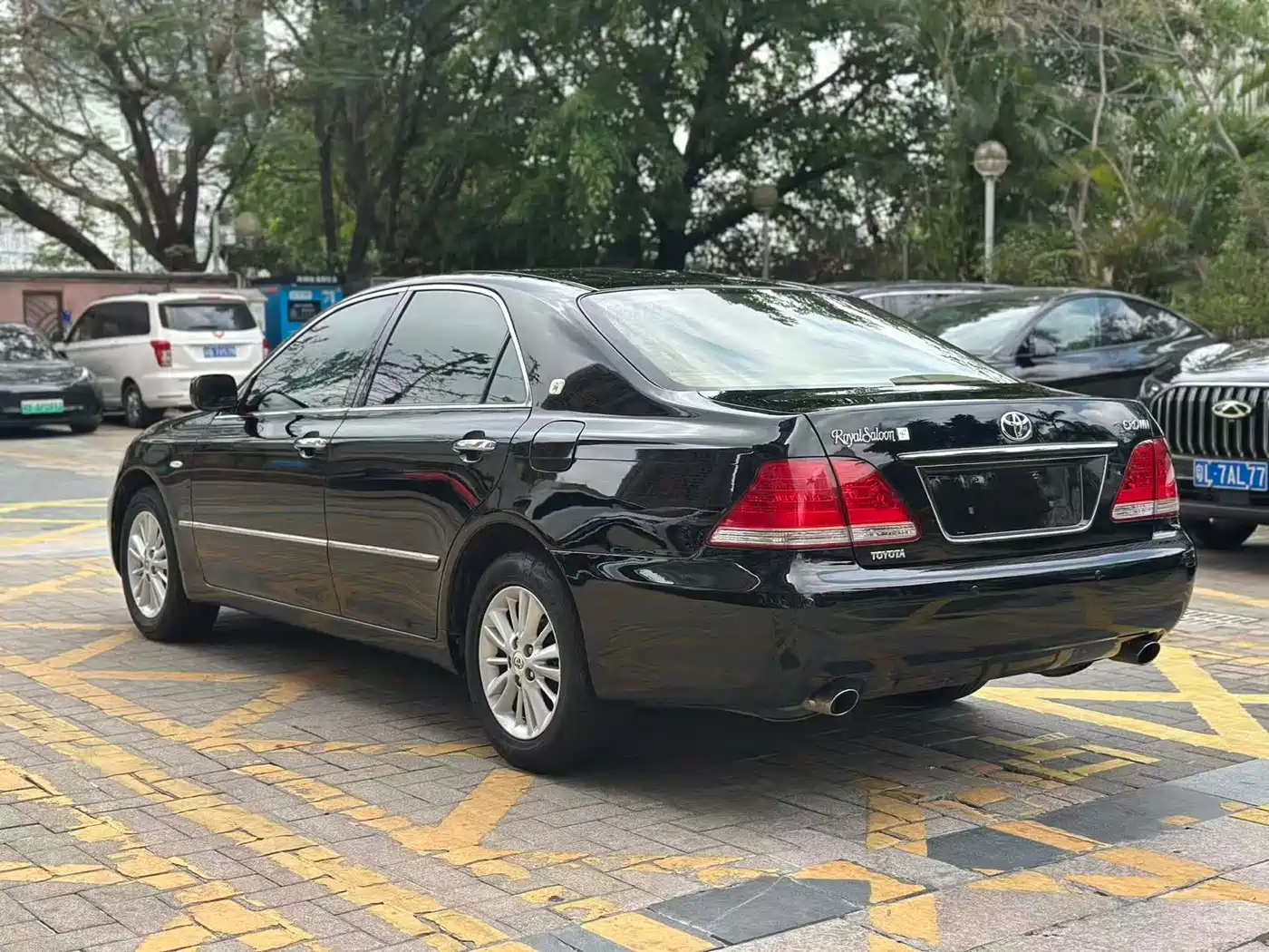 Toyota Crown 2006 2.5L Royal Leather Edition фото 9