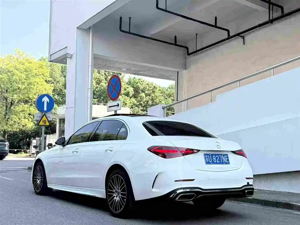 Фото 3 - Mercedes-Benz C-Class
