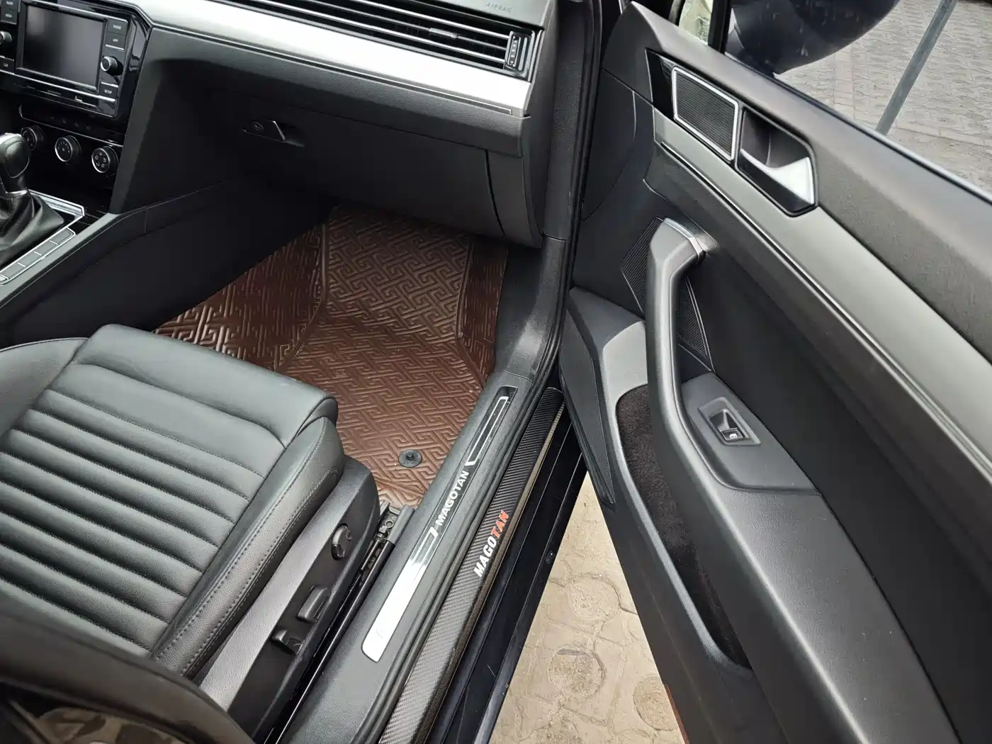 Volkswagen Magotan 2019 330TSI DSG Leading China VI фото 18