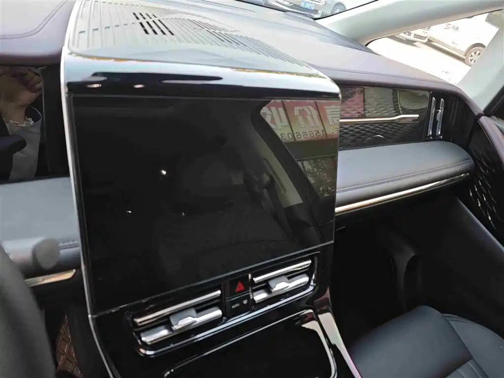 GAC Trumpchi Trumpchi M8 2024 Master Series 400T Ultimate Edition фото 14