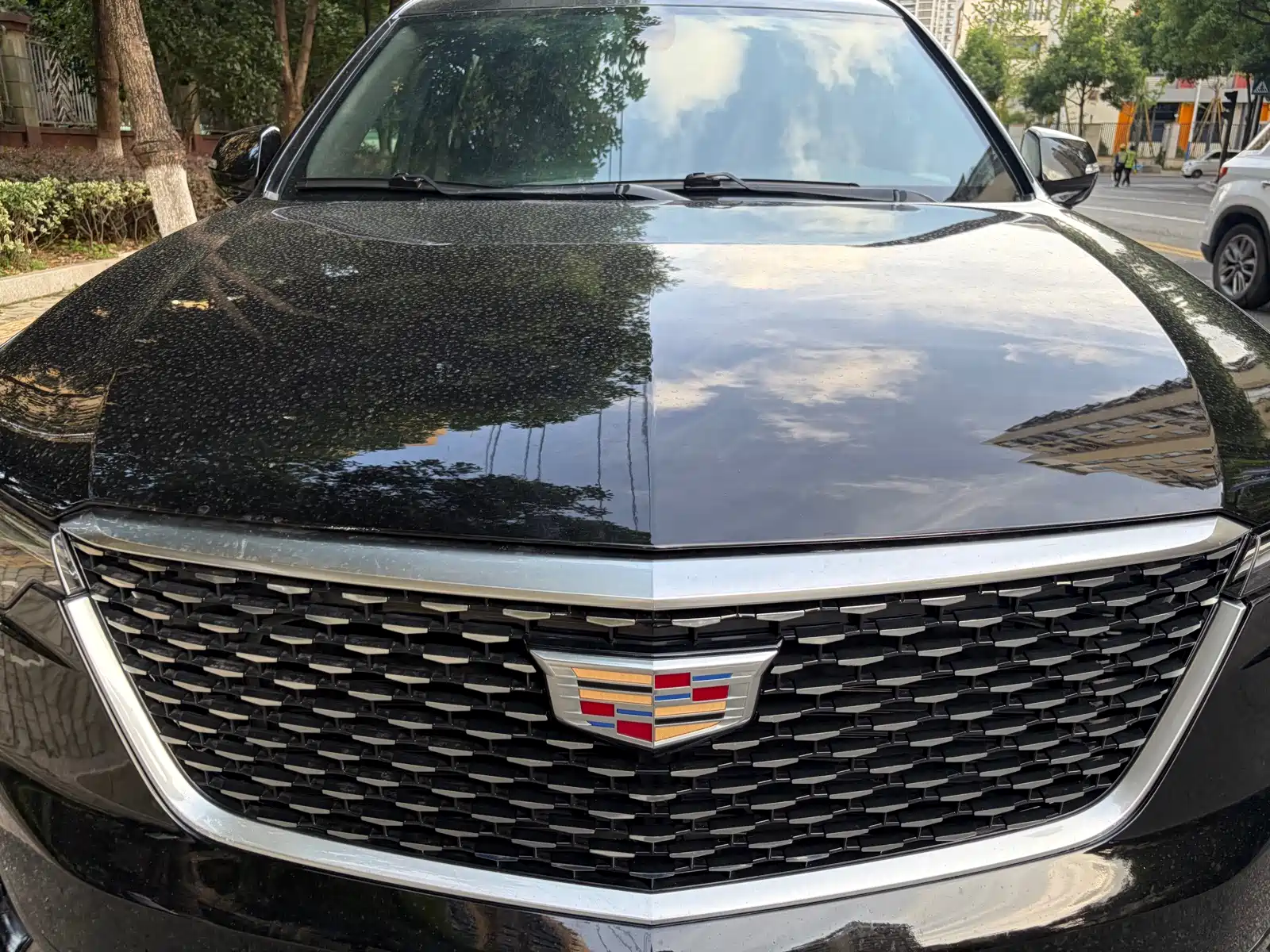 Photo 14 - Cadillac XT6
