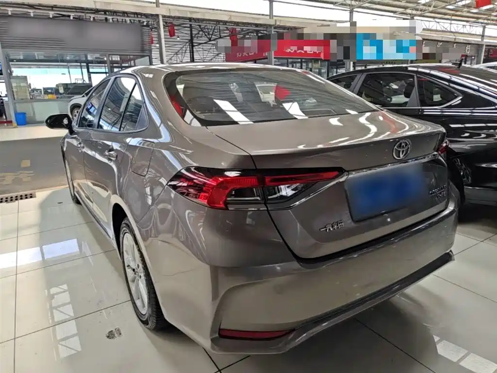 Toyota Corolla 2021 1.2T S-CVT Elite PLUS Edition фото 5