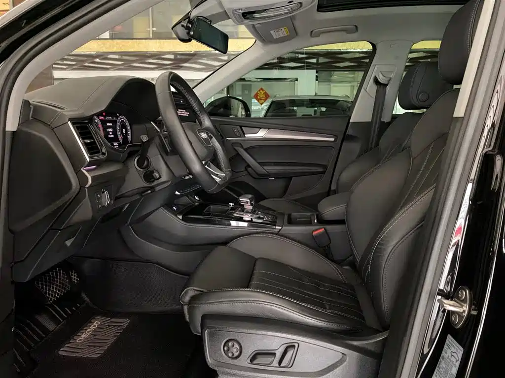Audi Q5L 2022 Facelift 40T Luxury Dynamic фото 13