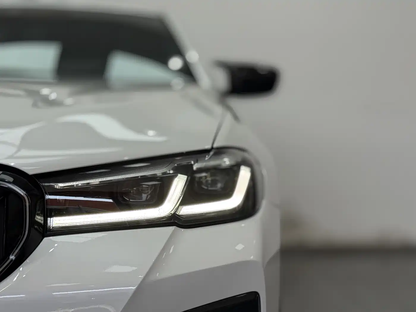 BMW 5 Series 2022 525Li M Sport Package фото 14