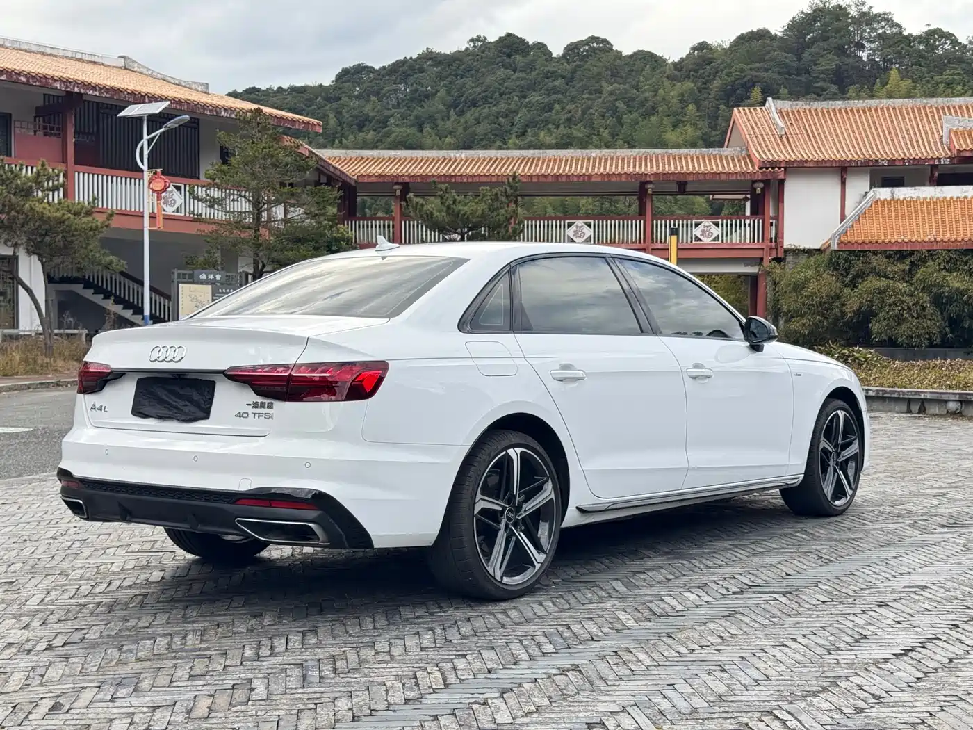 Audi A4L 2024 40 TFSI Luxury Dynamic фото 8