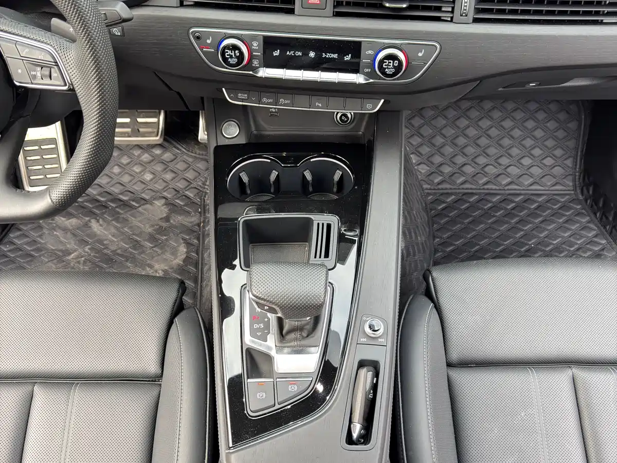 Audi A4L 2024 40 TFSI Luxury Dynamic фото 14