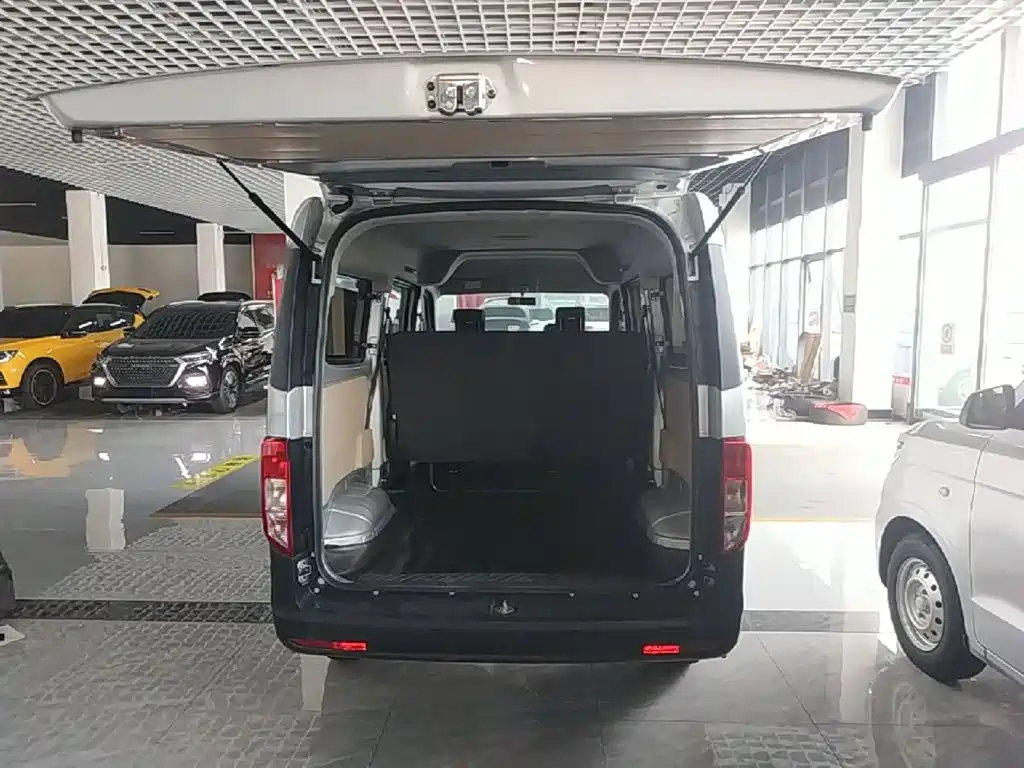 Changan Kuayue Kuayuexing V3 2025 2023 1.5L Gasoline Enjoyment 5-seater Passenger Vehicle