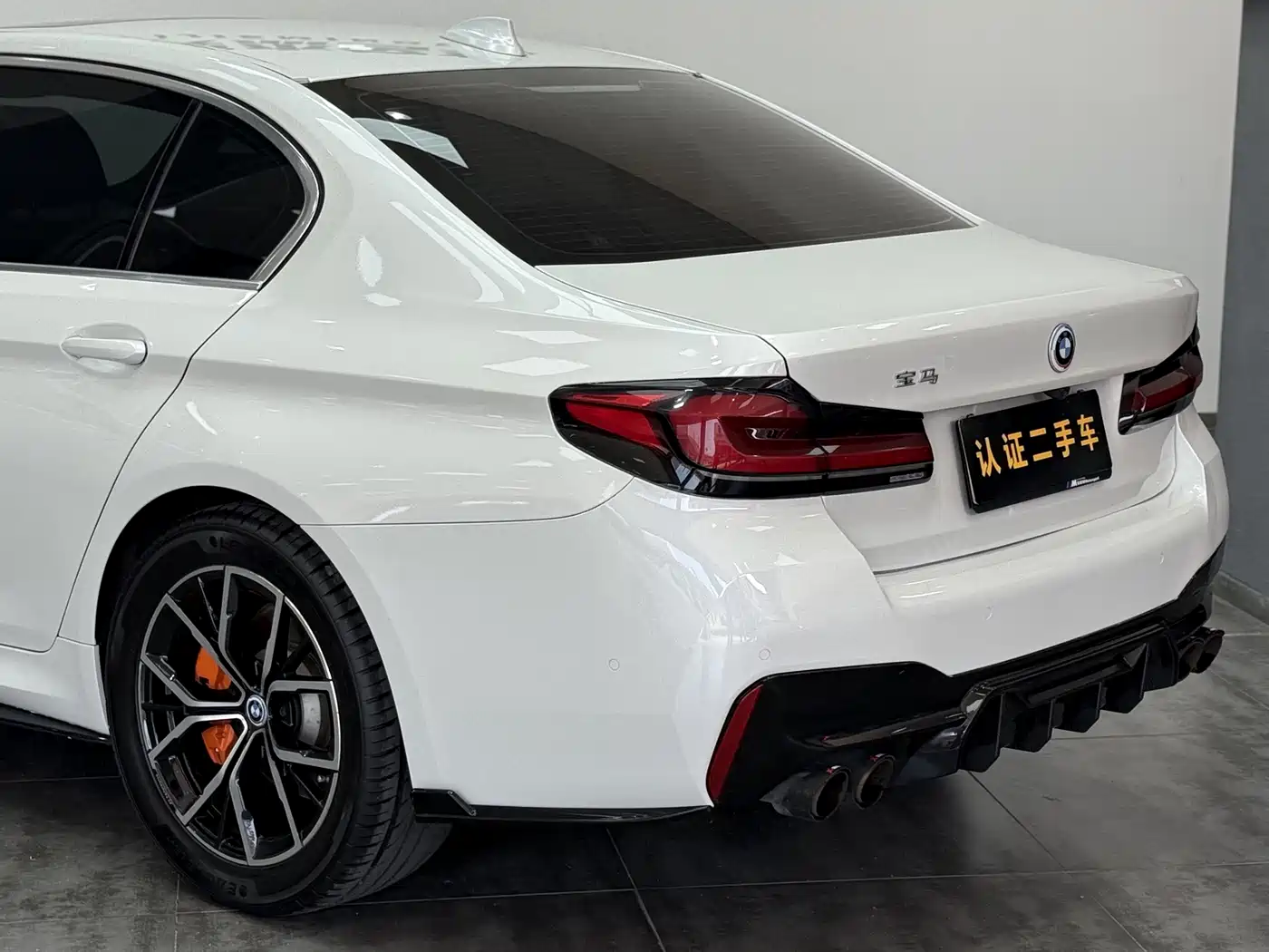 BMW 5 Series 2022 525Li M Sport Package фото 17