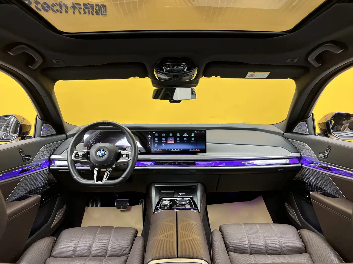 BMW 7 Series 2023 740Li Exclusive M Sport Package фото 13