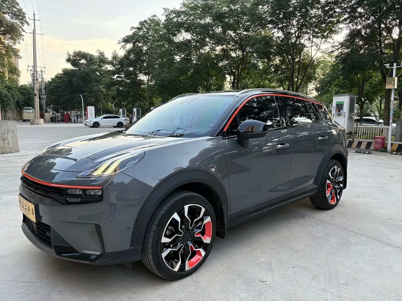 Lynk & Co 06 2020 1.5T Halo фото 3
