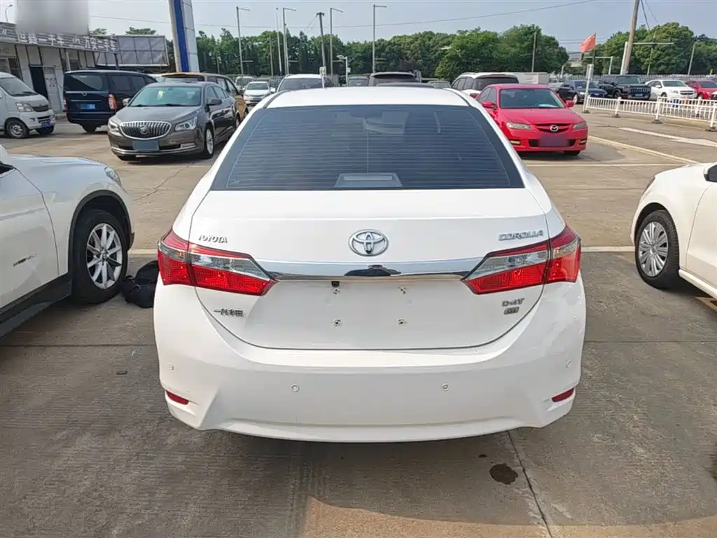 Toyota Corolla 2018 1.2T S-CVT GL Smart Edition фото 6