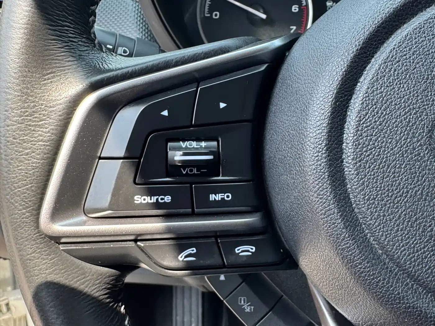 Subaru Forester 2021 2.0i Luxury Edition with EyeSight фото 21
