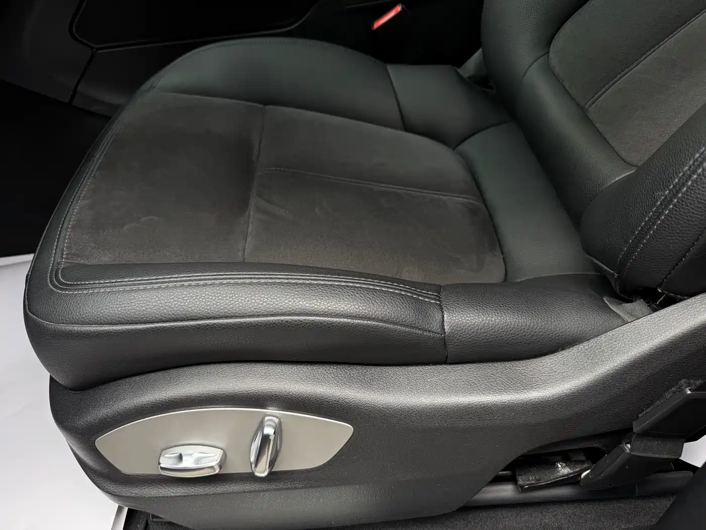 Porsche Macan 2017 Macan S 3.0T фото 21
