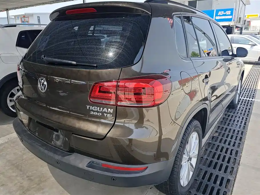 Volkswagen Tiguan 2016 280TSI Automatic 2WD Silk Road Fashion Edition фото 3