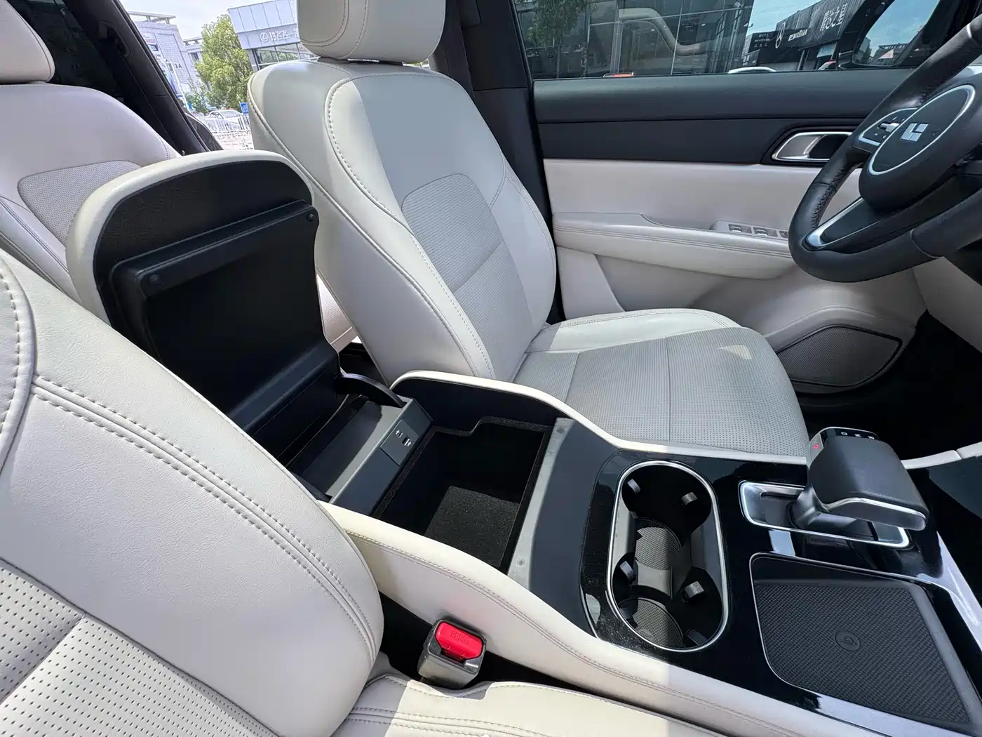 Фото 37 - Li Auto Li ONE