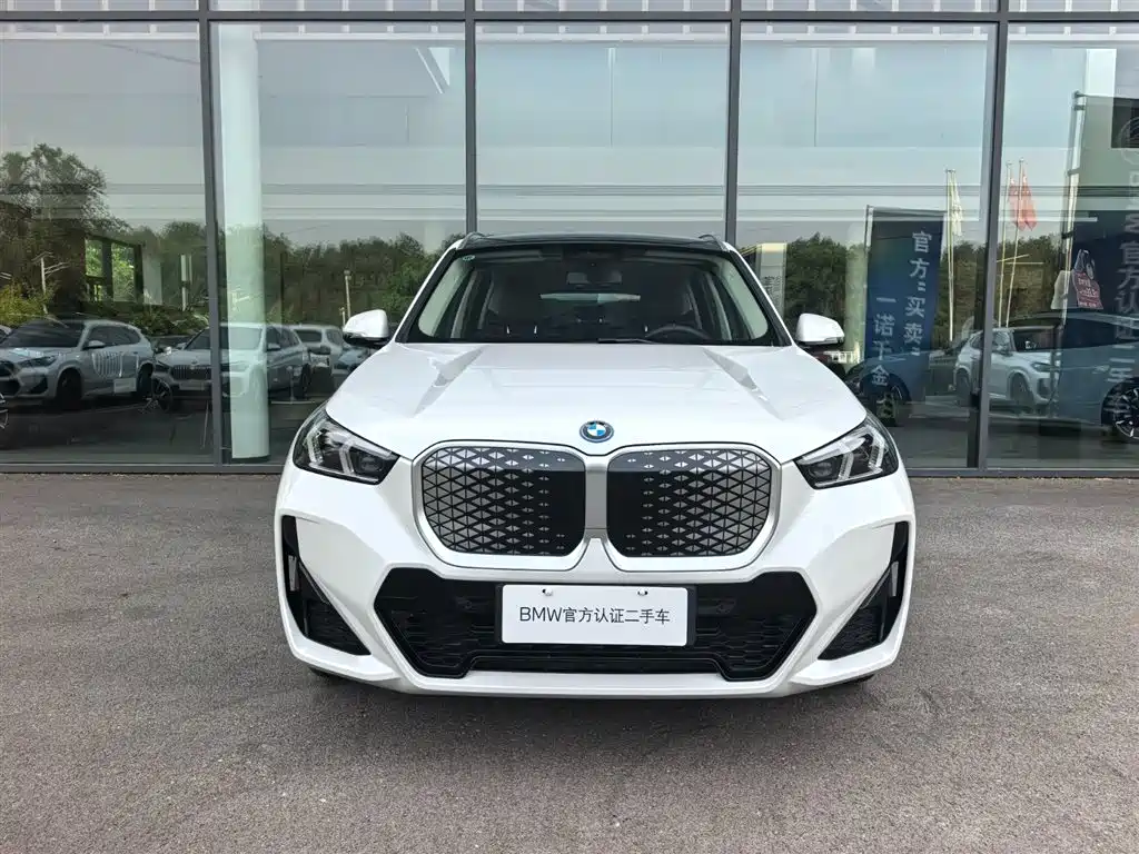 BMW iX1 2025 2025 eDrive25L M Sport Package