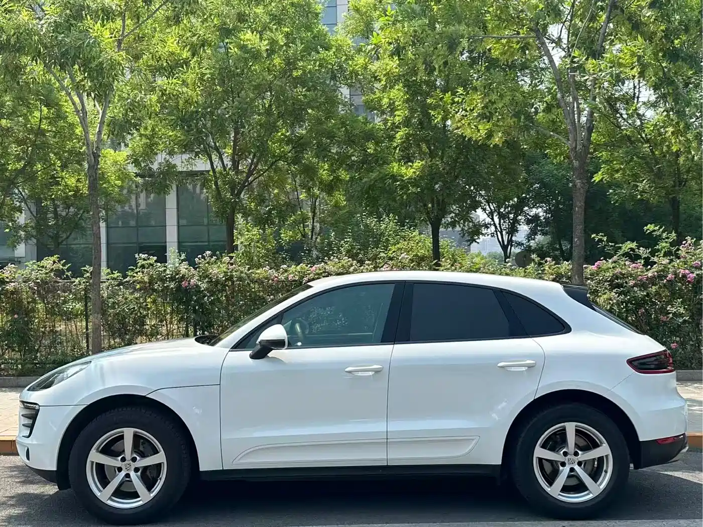 Porsche Macan 2017 Macan 2.0T фото 7