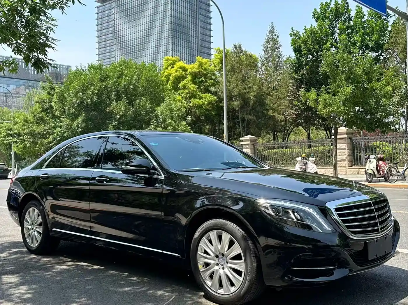Mercedes-Benz S-Class 2016 S 320 L Business Edition фото 2
