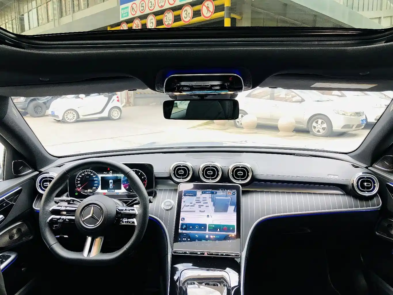 Mercedes-Benz C-Class 2023 C 260 L Night Edition Sport фото 10