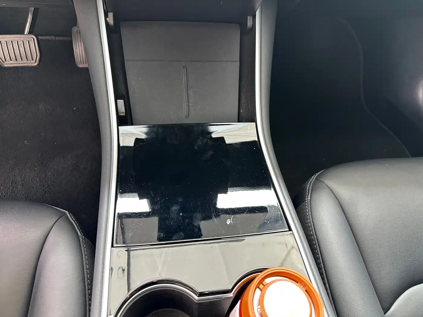 TESLA MODEL 3 (IMPORTED)