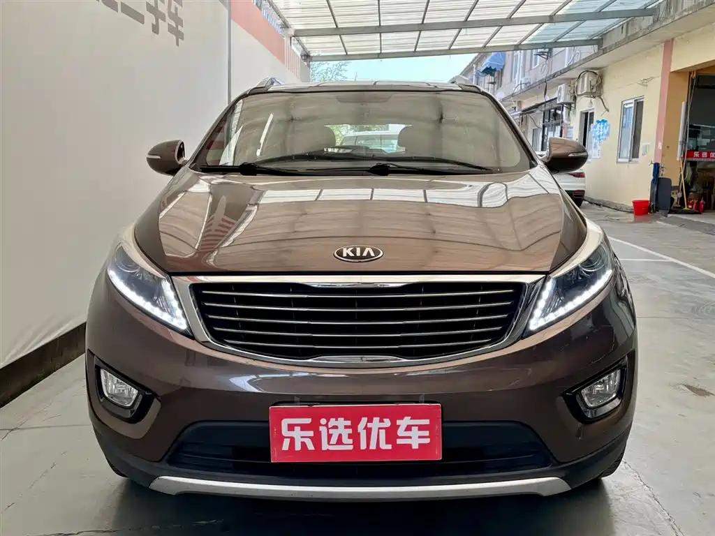 Kia Sportage 2015 2.0L Automatic 2WD DLX фото 2