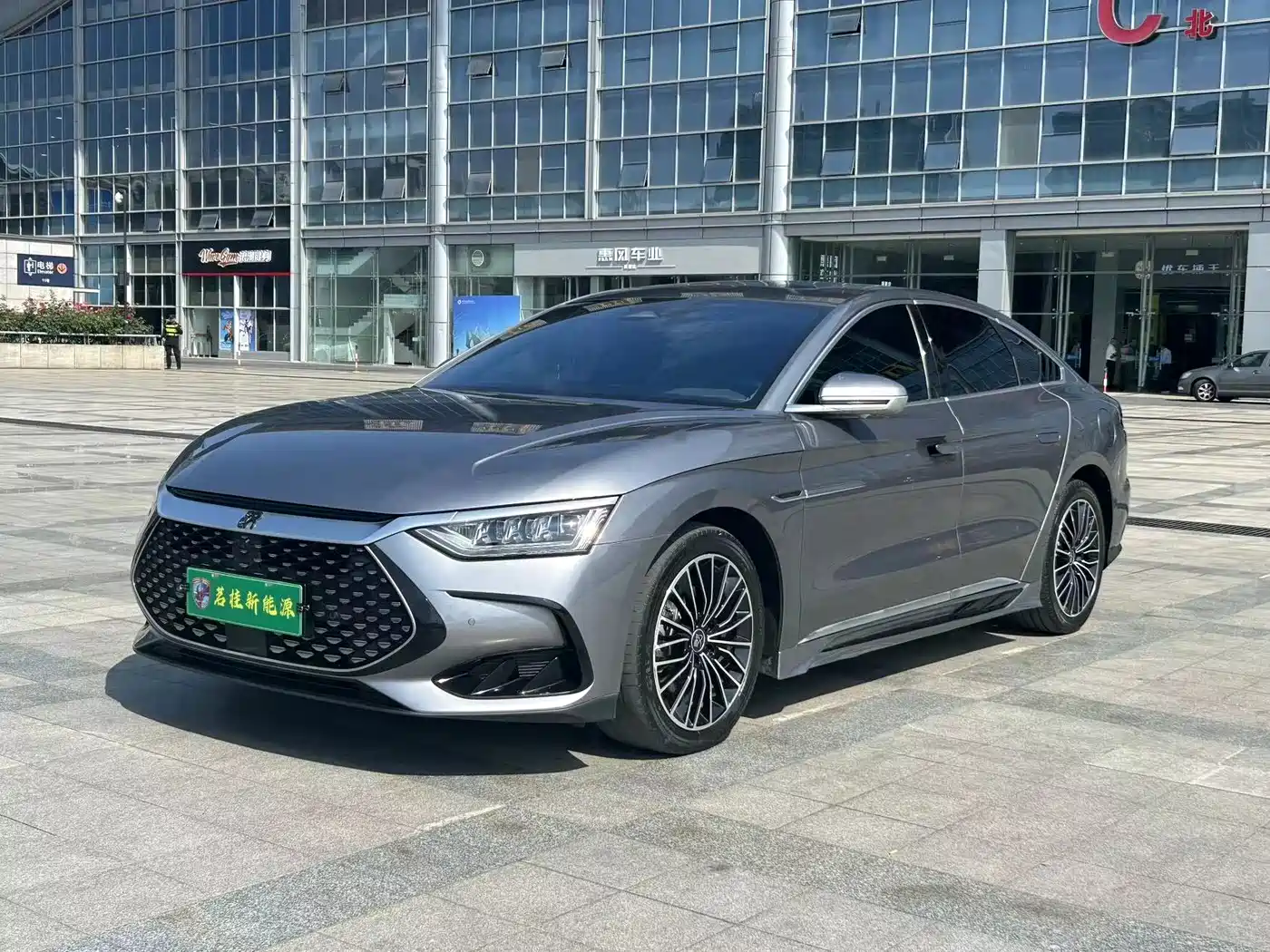 BYD Han 2022 DM-i 121KM Premium