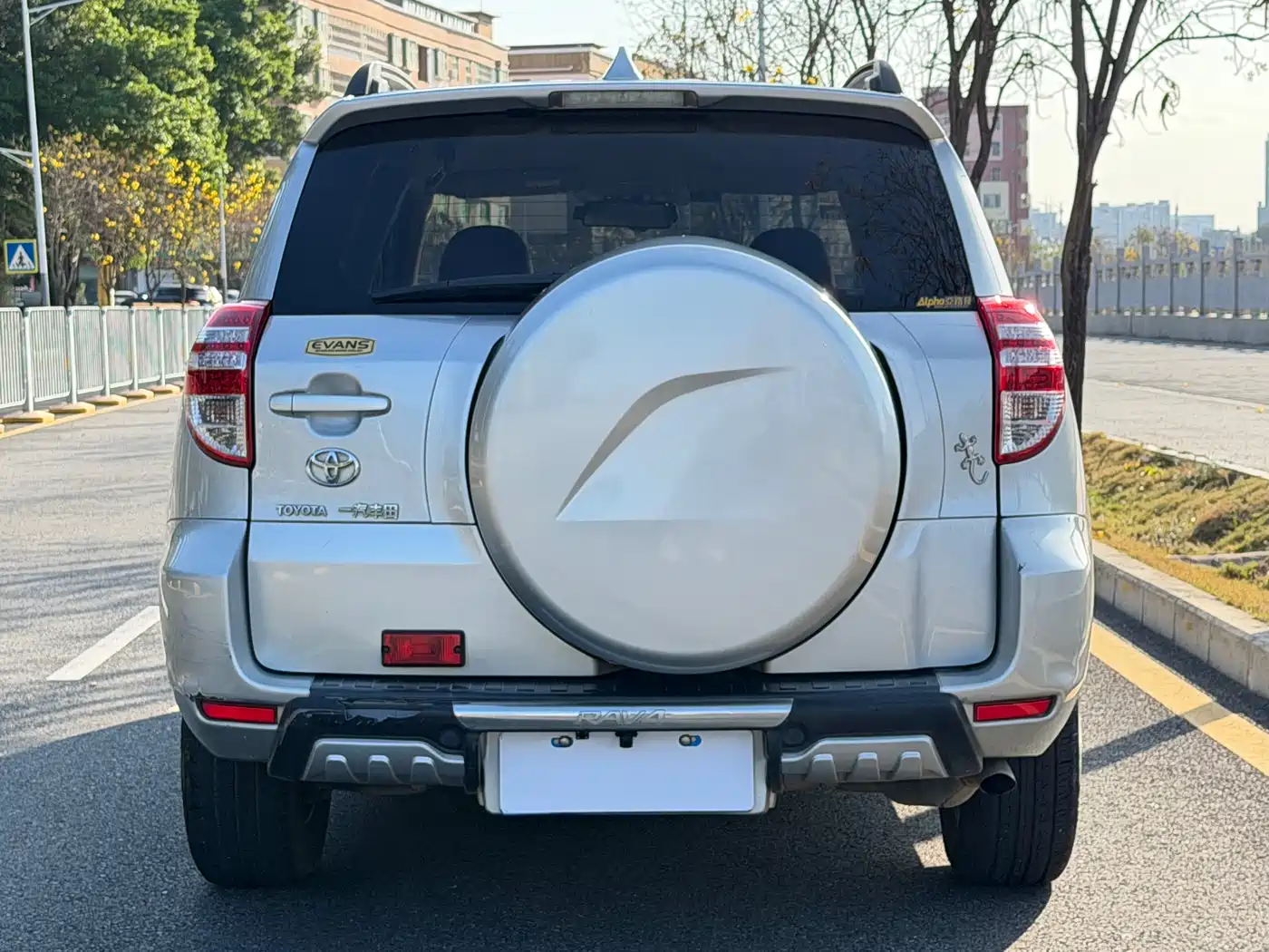 Toyota RAV4 Rongfang 2013 Special Edition 2.0L Auto Classic фото 11