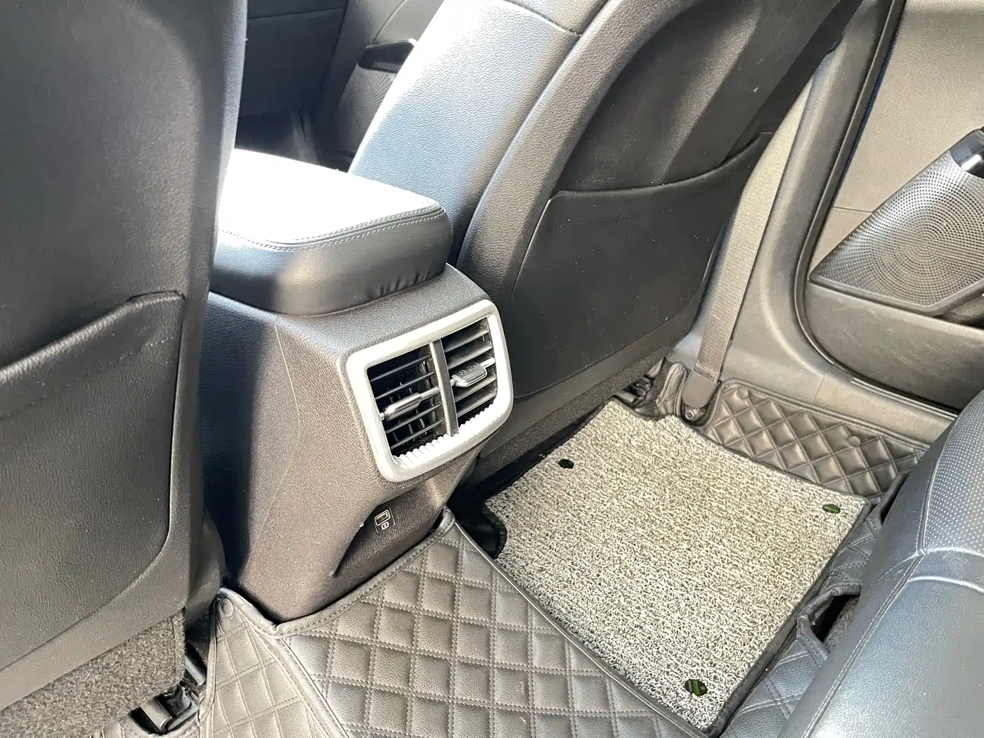 Kia K5 2020 270T CVVD Luxury Tech Version фото 22