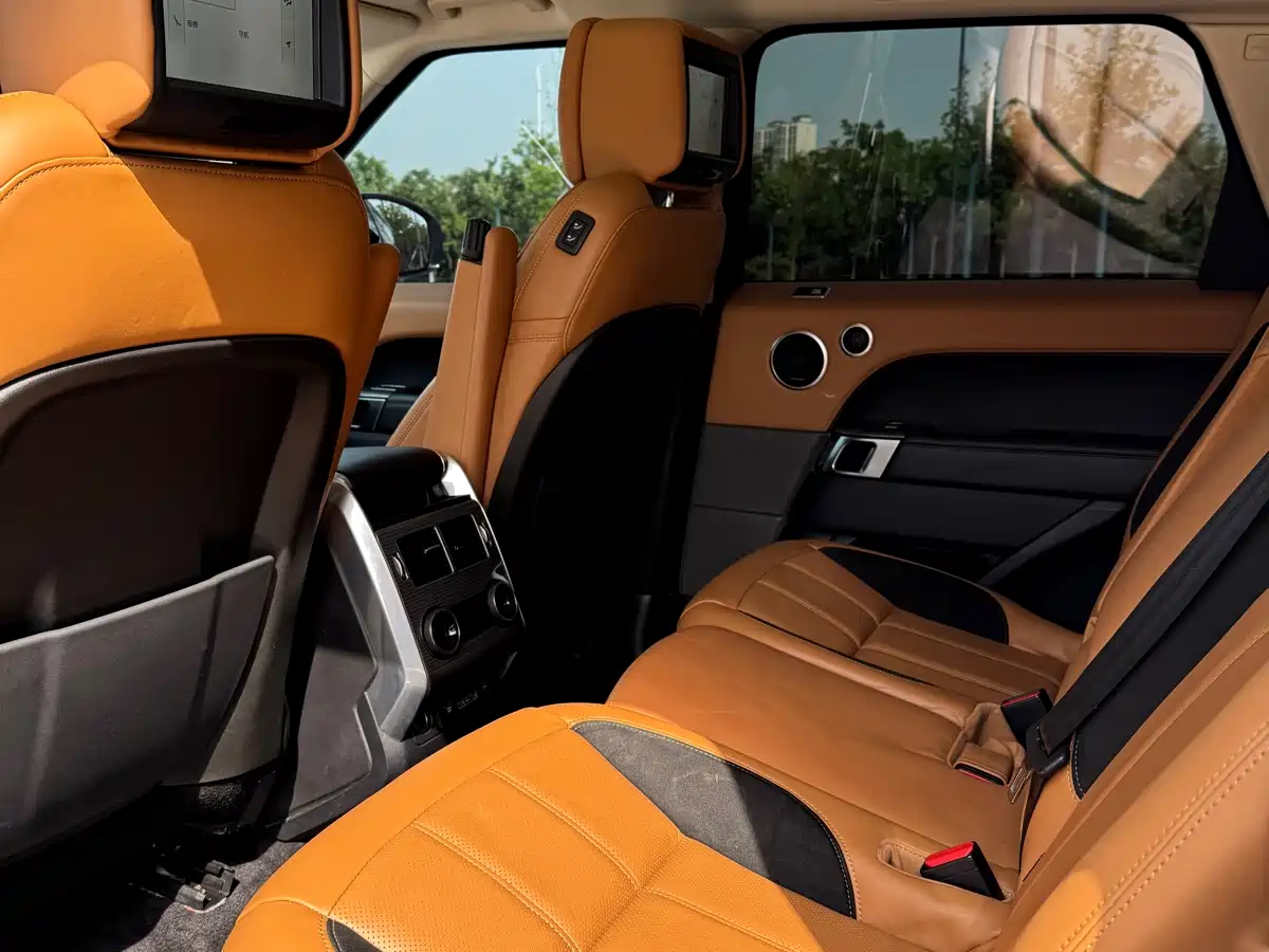 Land Rover Range Rover Sport 2020 3.0 L6 HSE DYNAMIC фото 9