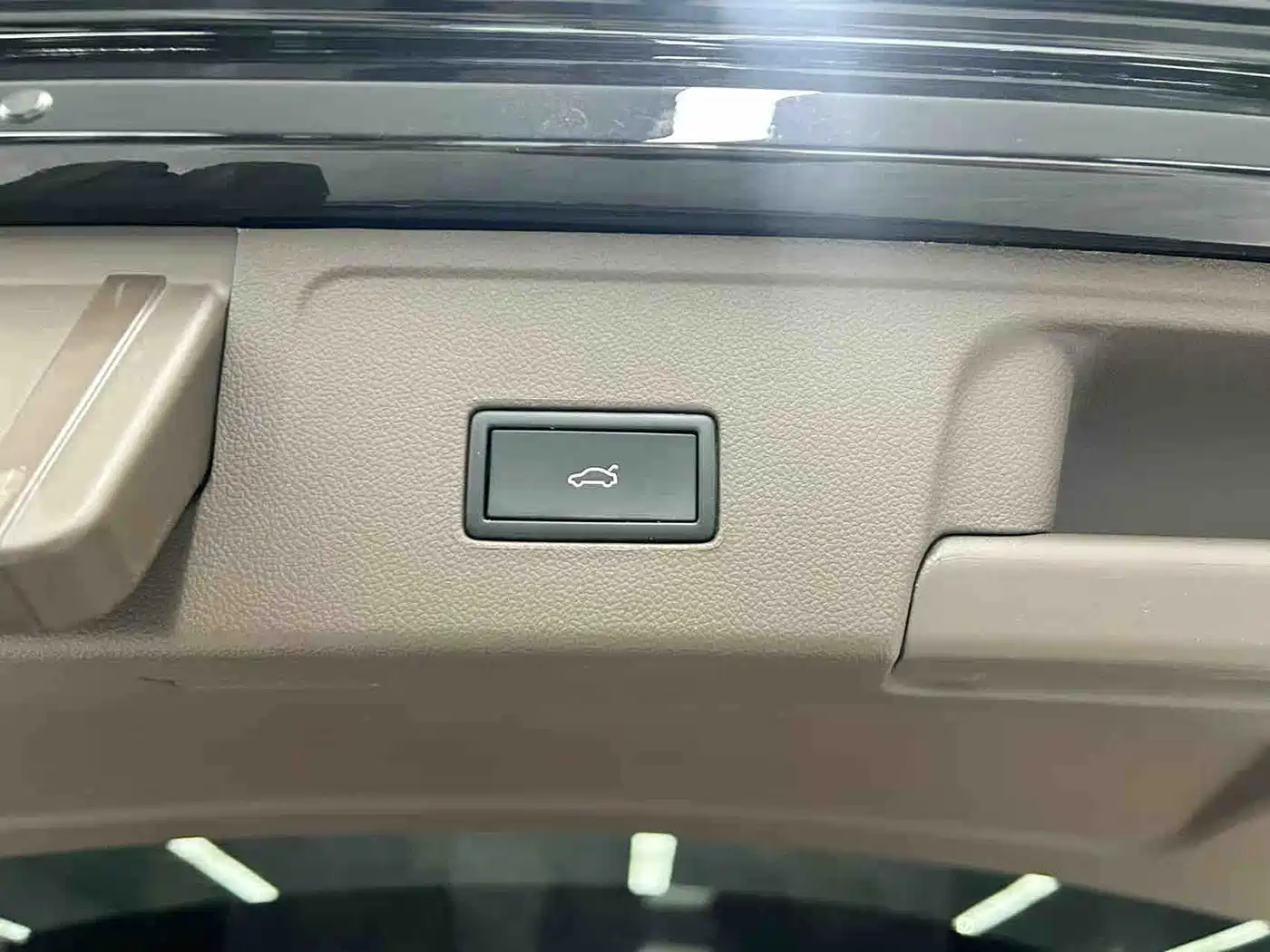 Volkswagen Viloran 2024 380TSI Prestige Edition фото 21