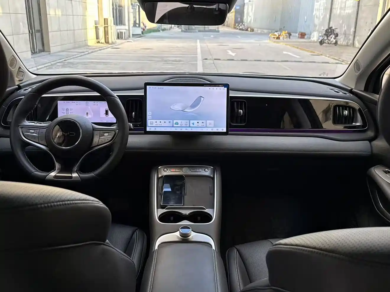 BYD Hai Shi 05 EV 2025 520KM Flagship Smart Navigation Edition фото 8