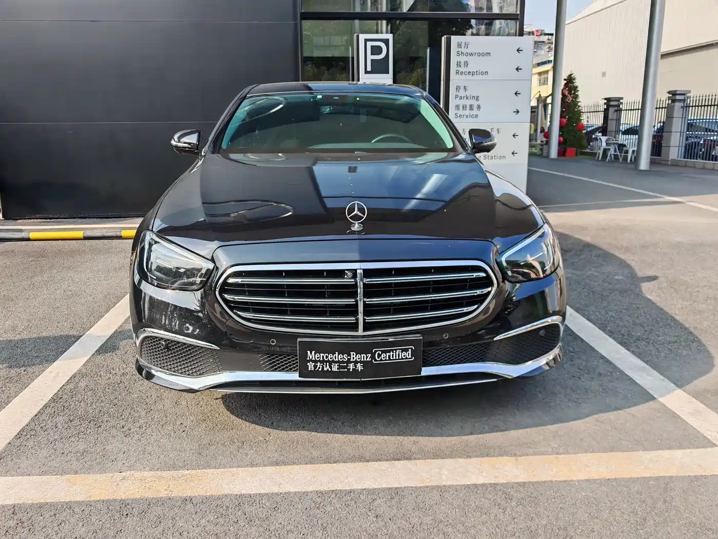 Mercedes-Benz E-Class 2022 E 300 L Luxury фото 2