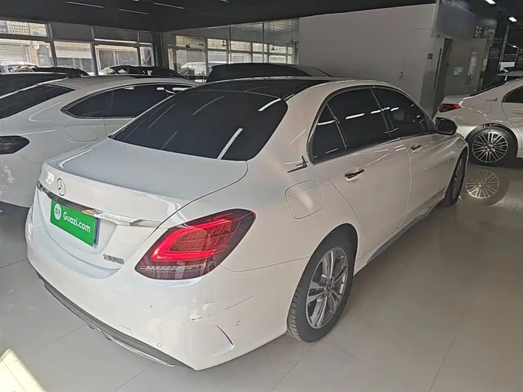 MERCEDES-BENZ CLASS C