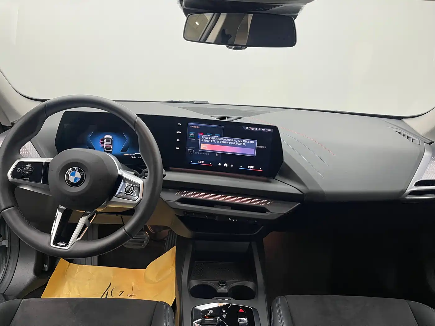 BMW 2 Series 2025 225L M Sport Package фото 11