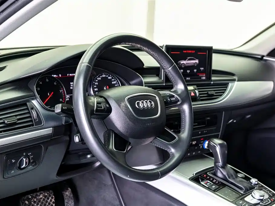 Audi A6L 2018 30th Anniversary 35 TFSI Fashion фото 18