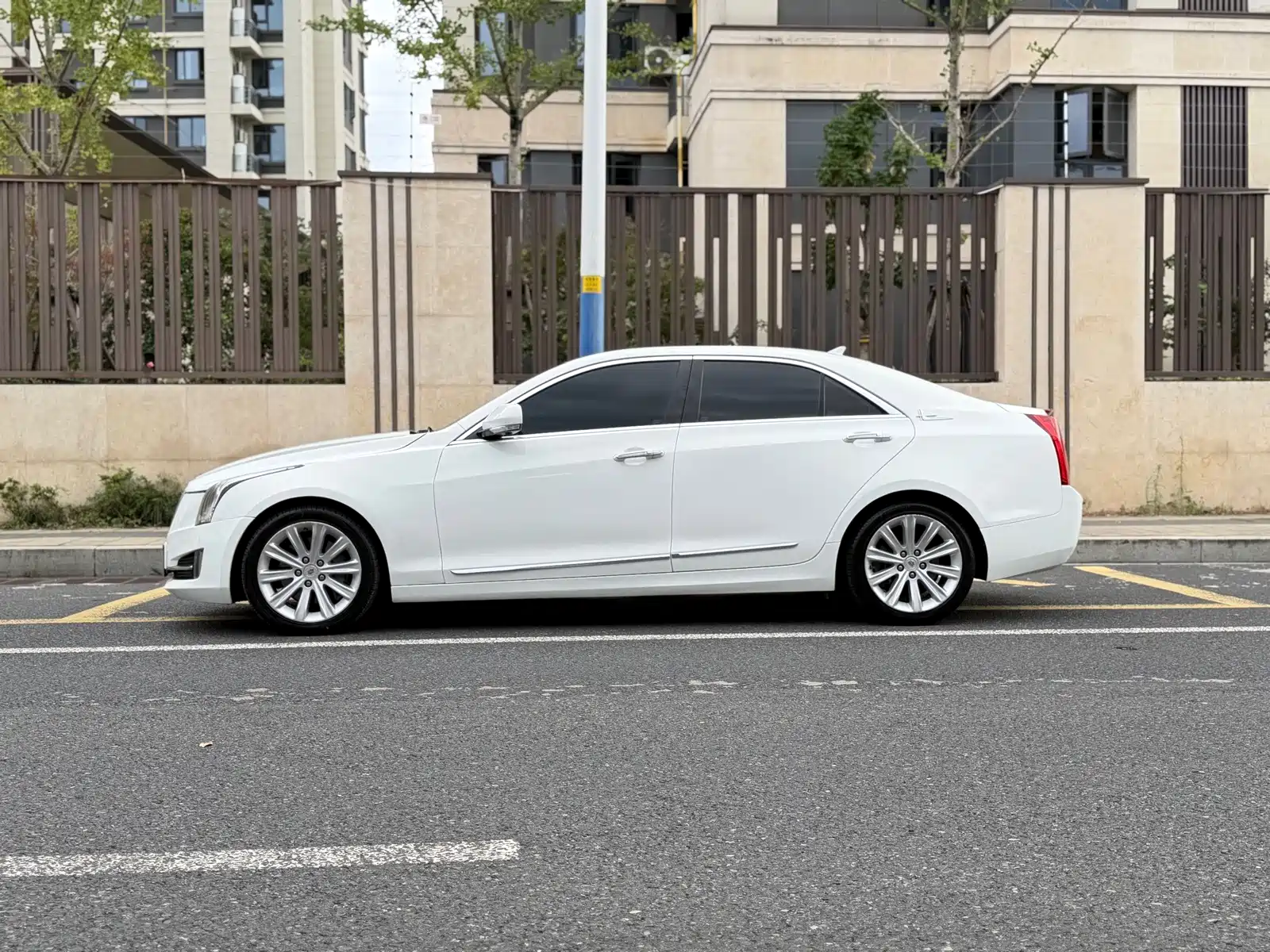 Photo 16 - Cadillac ATS-L