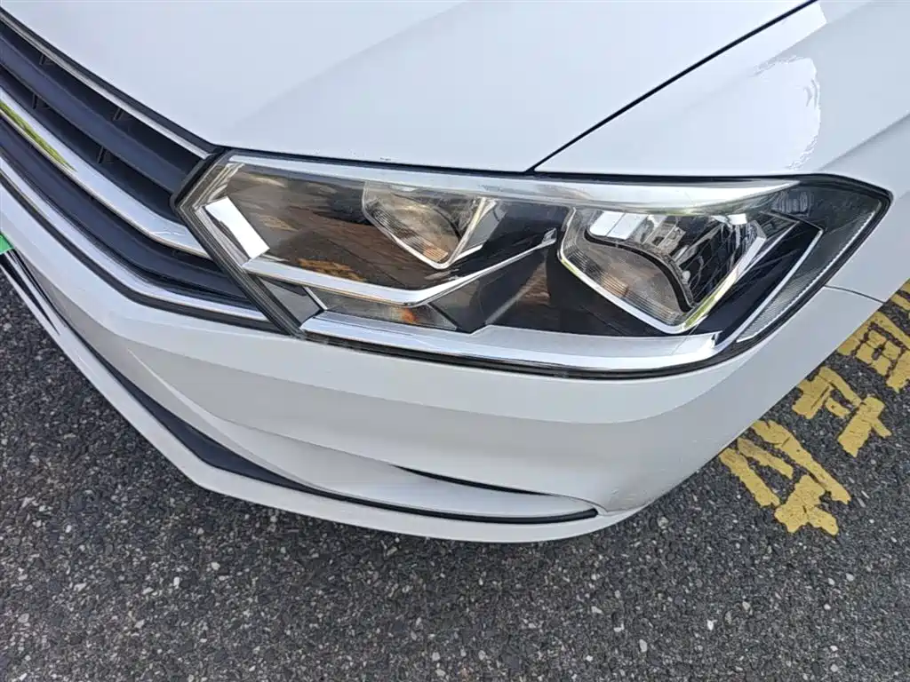 Volkswagen Bora 2018 1.5L Automatic Fashion фото 24
