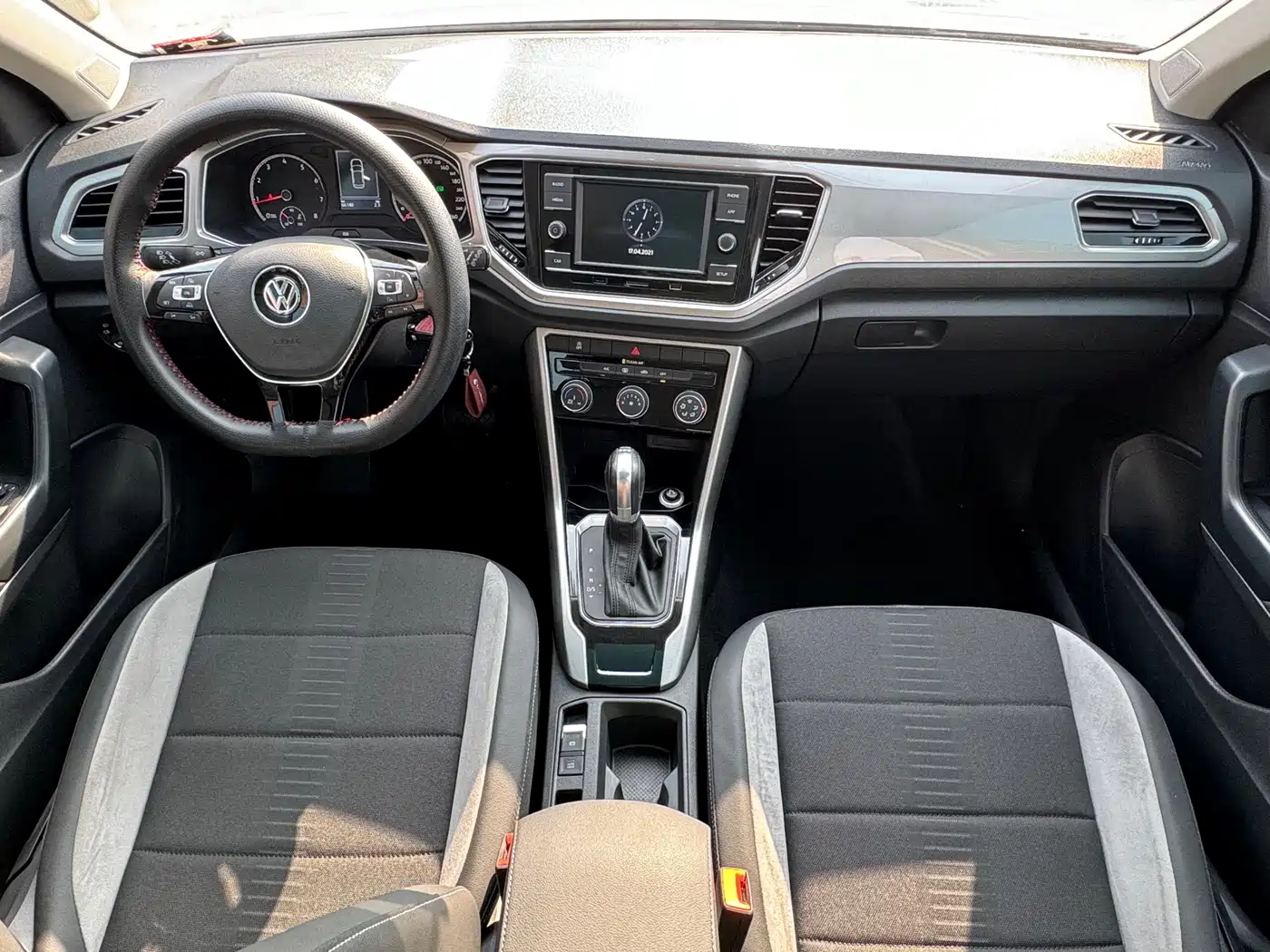 Volkswagen T-ROC 2019 230TSI DSG 2WD Progressive Type China V фото 12