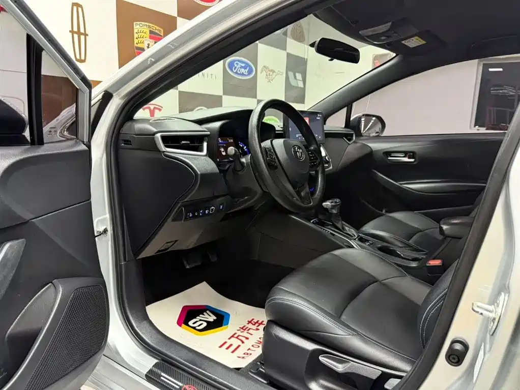 Toyota Levin 2022 TNGA 1.5L CVT Leading Edition фото 7