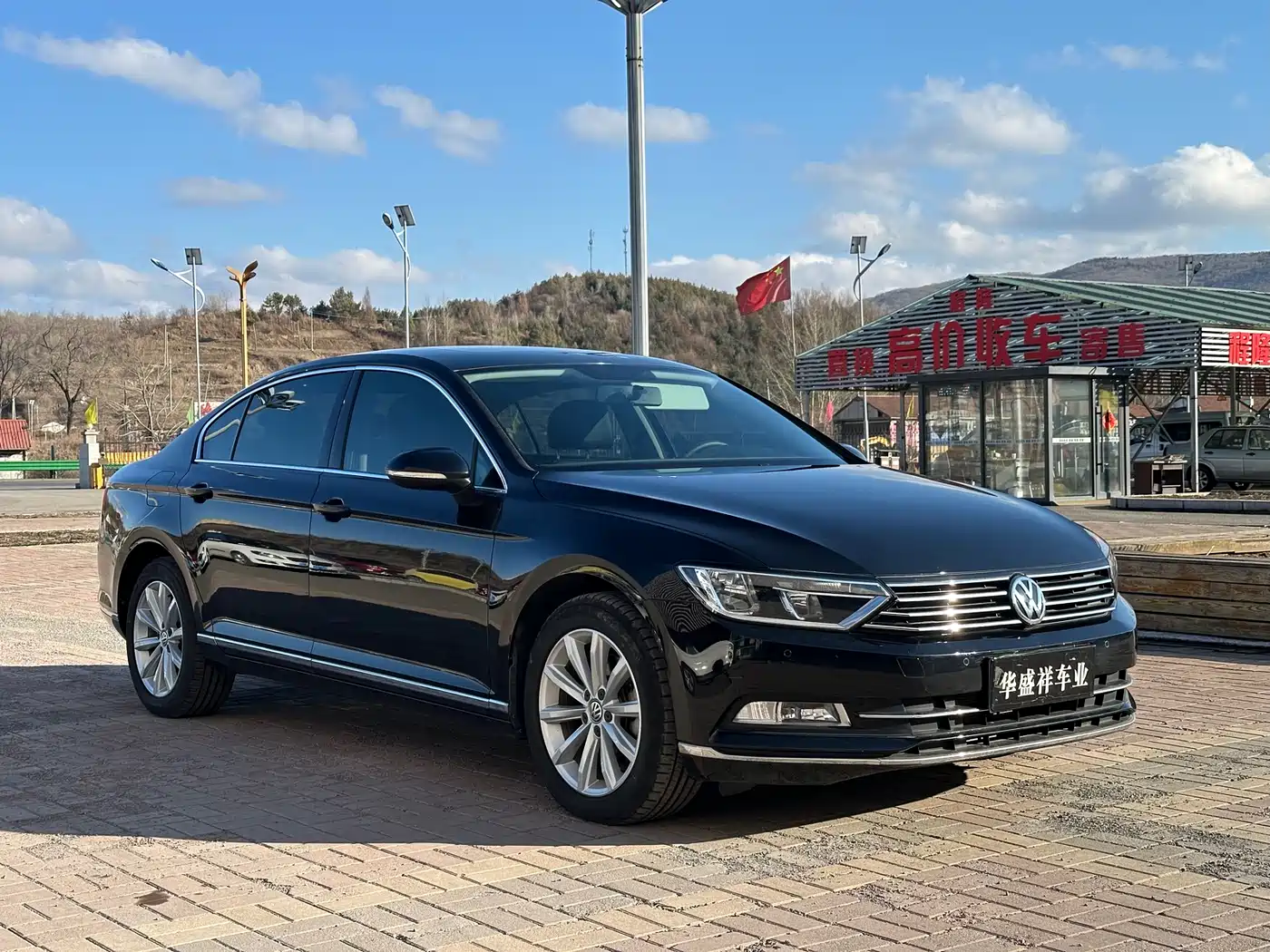 Volkswagen Magotan 2017 330TSI DSG Leading фото 3