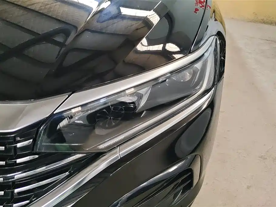 Volkswagen Passat 2022 330TSI Elite Edition фото 5