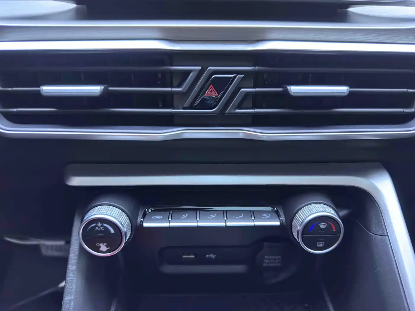 GEELY AUTOMOBILE BINYUE