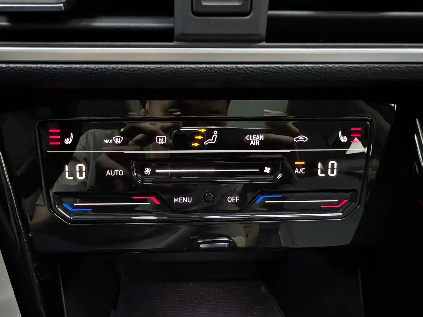 Volkswagen Tayron 2023 280TSI 2WD Luxury Plus Advanced Edition фото 15