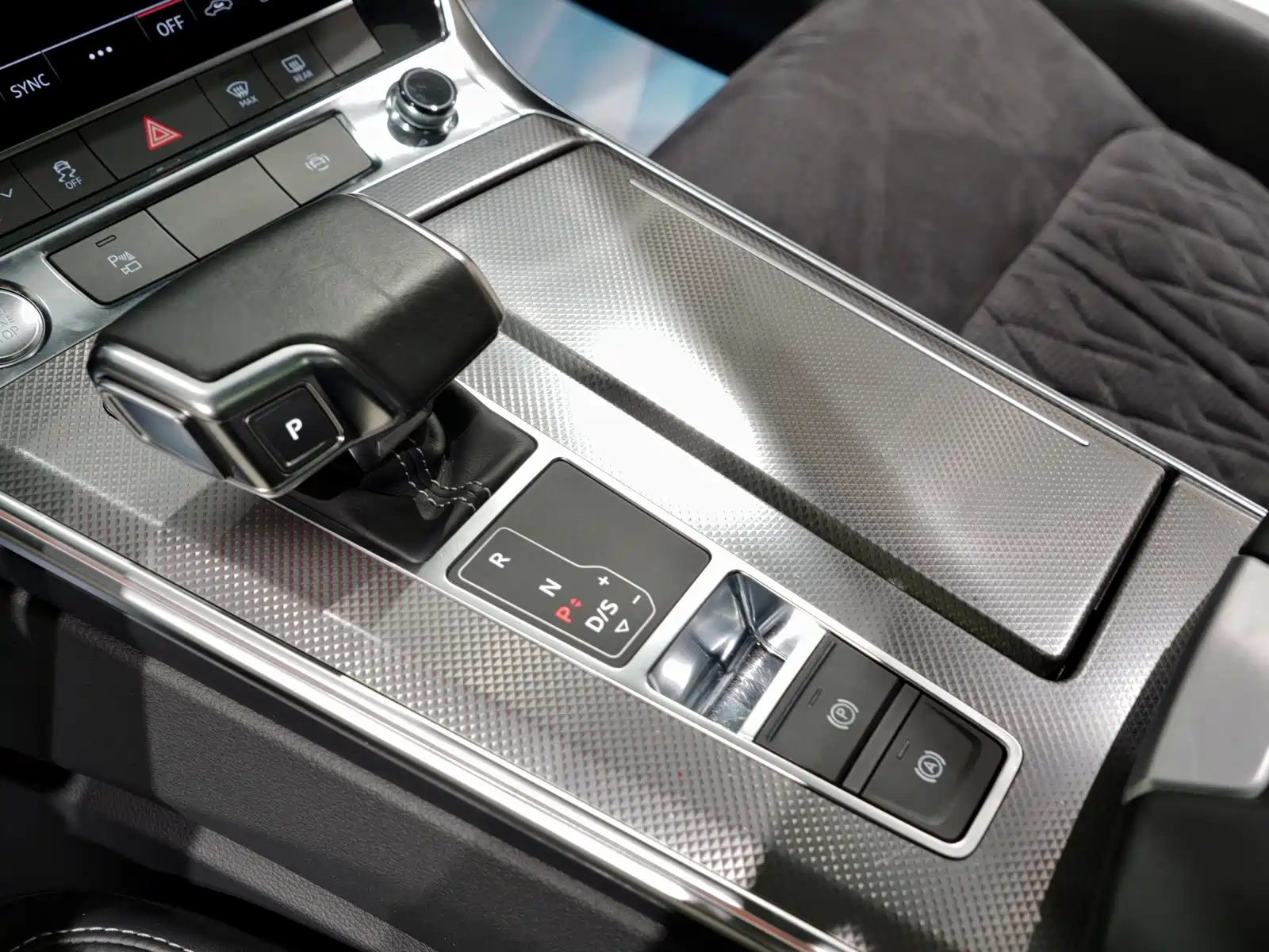 صورة 11 - Audi A6L