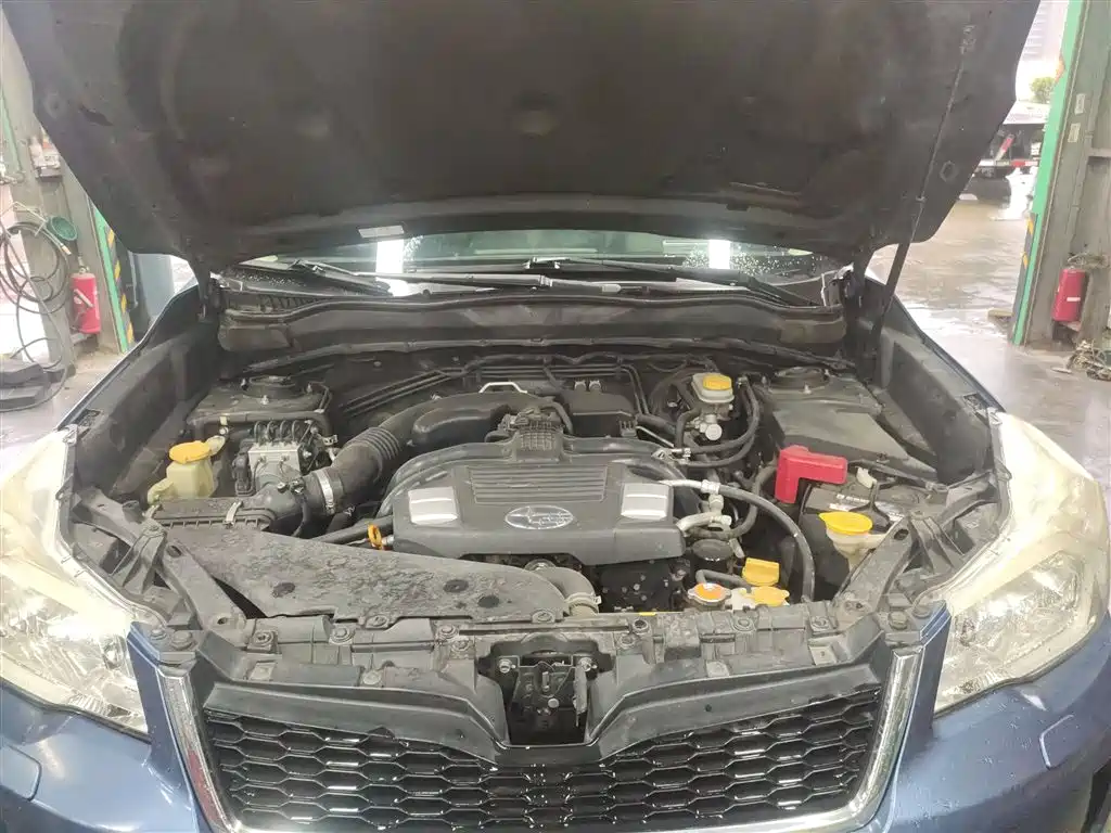 Subaru Forester 2013 2.5i Automatic Premium Edition фото 11