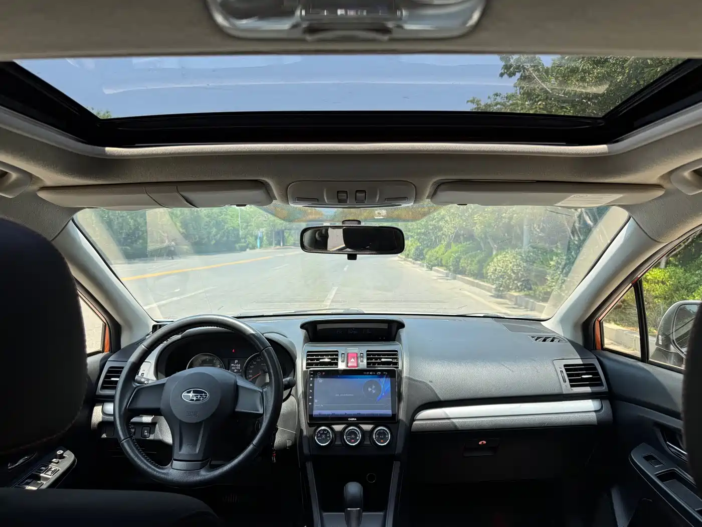 Subaru XV 2012 2.0i Luxury Navigation Edition фото 11