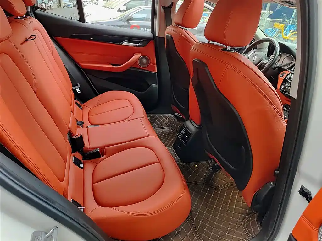 BMW X2 2023 sDrive25i M Sport Shadow Edition фото 11