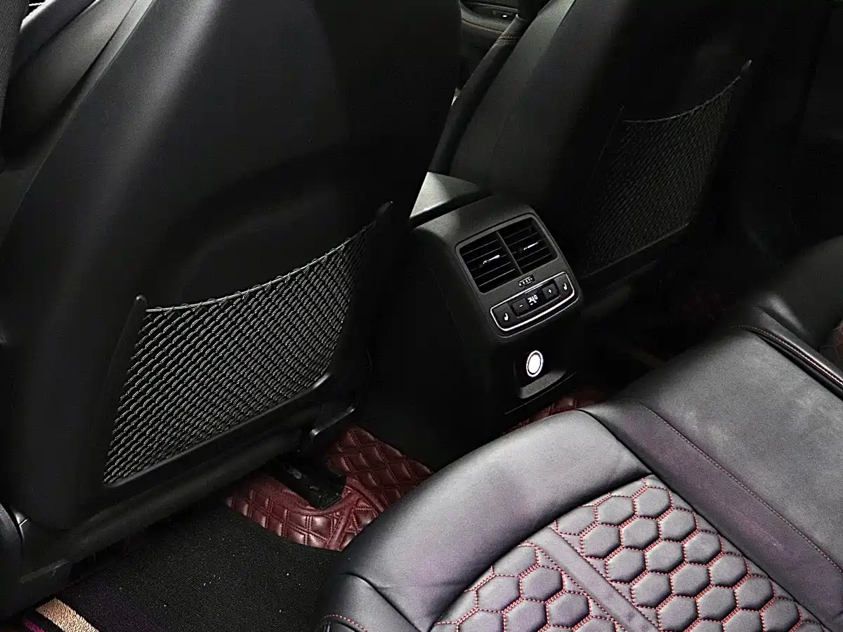 Audi RS 4 2019 RS 4 2.9T Avant фото 13