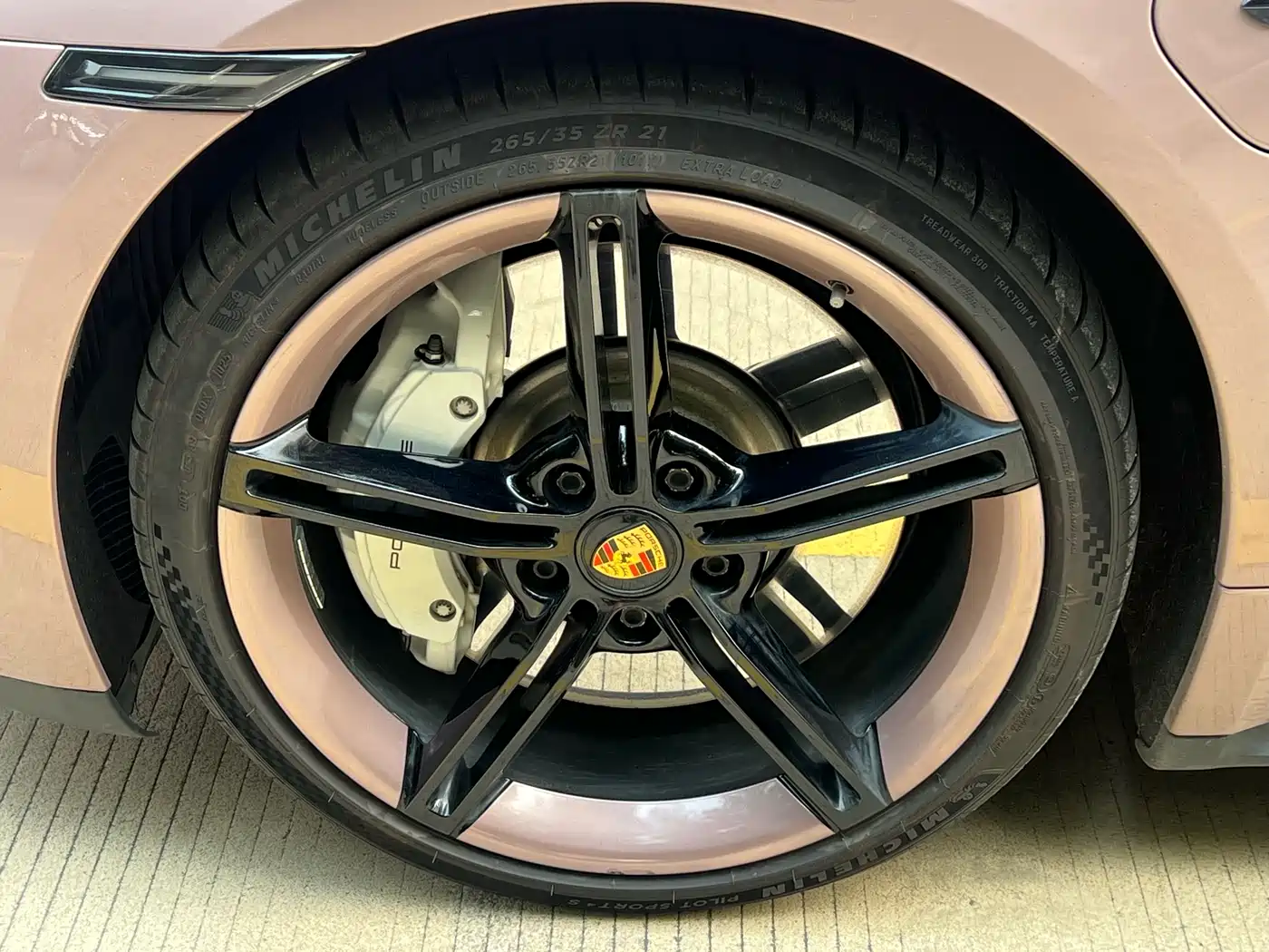 Porsche Taycan 2022 Taycan 4S фото 21
