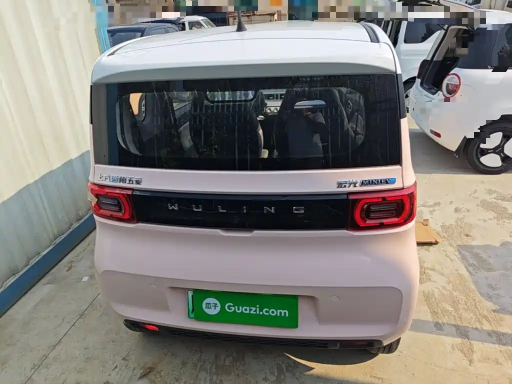 Фото 6 - Wuling Motors Hongguang MINIEV